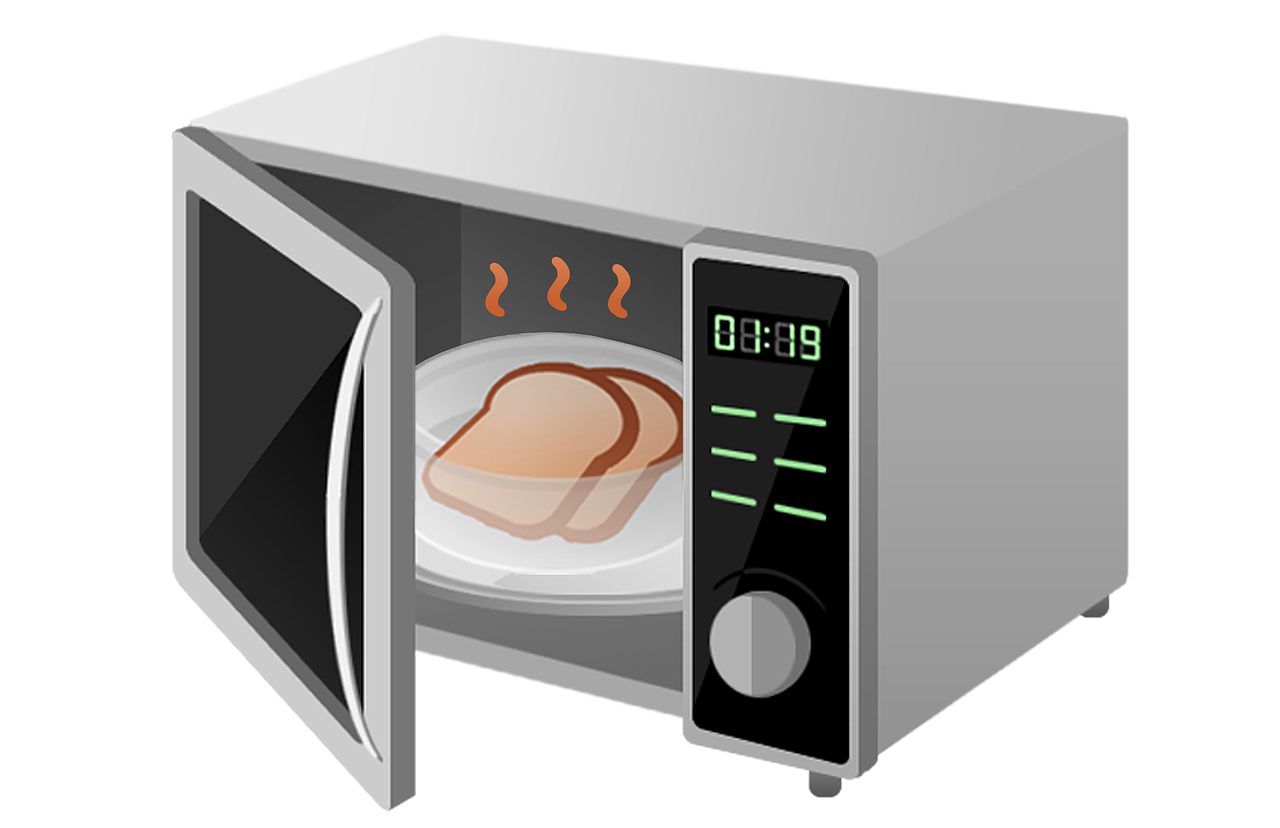 Guida essenziale alla scelta di un (buon) forno a microonde